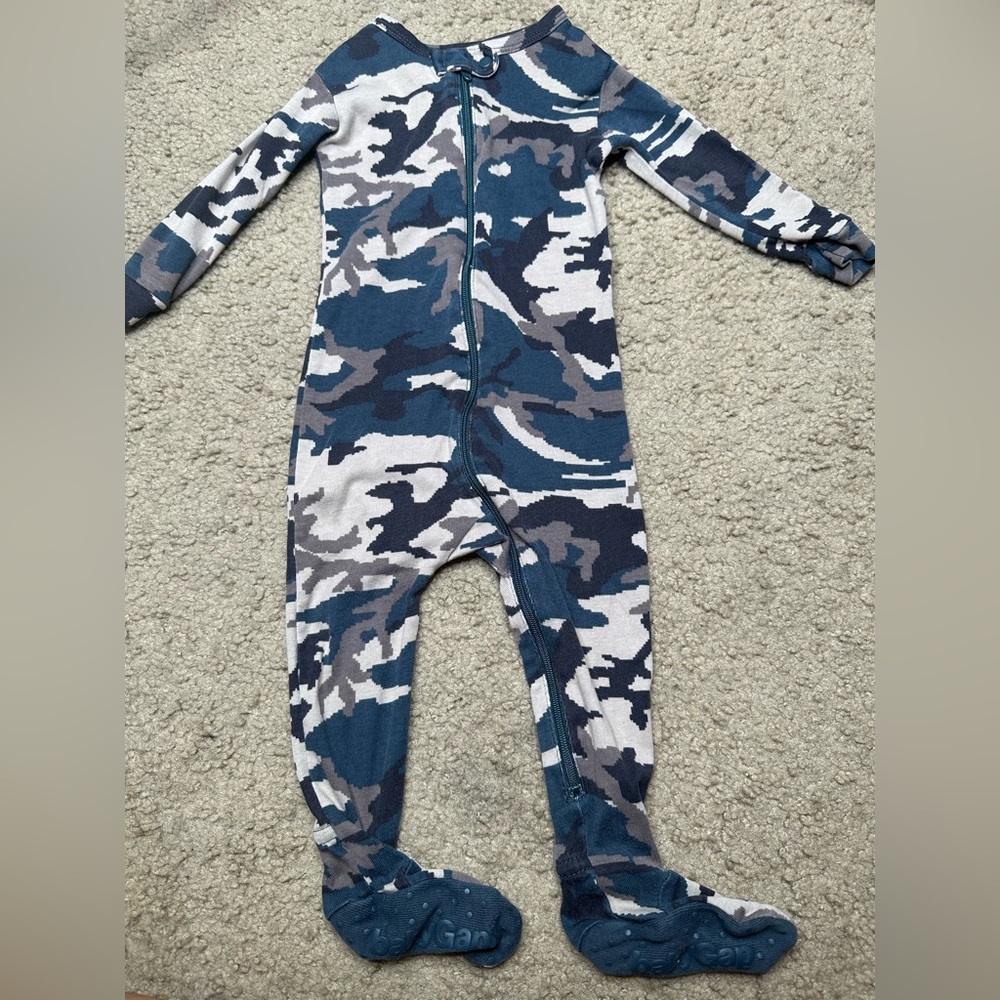BABY GAP LIKE NEW EUC Onesie Zipper CAMOUFLAGE PATTERN 6-12 MOS LS BOOTIE FEET